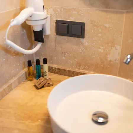 Sv Valinor Stone House Hotel